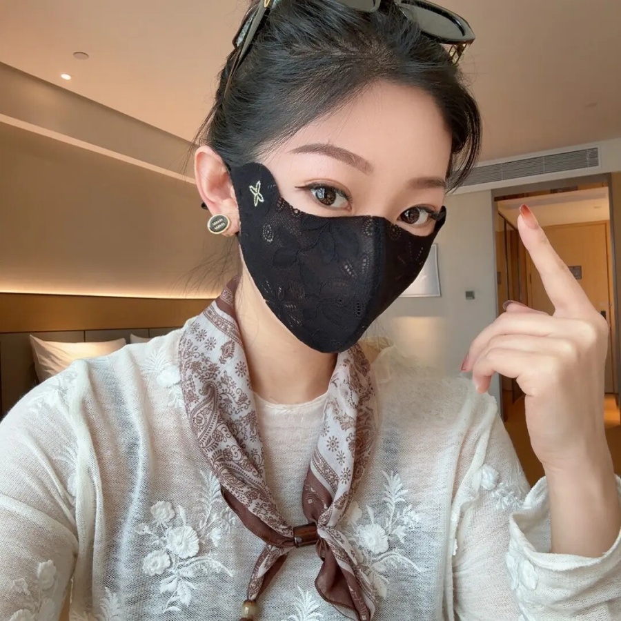 레이스 눈 보호 마스크 - 여성용 3차원 경량 통기성  - Cloth Face Mask Washable 리뷰 및 가격